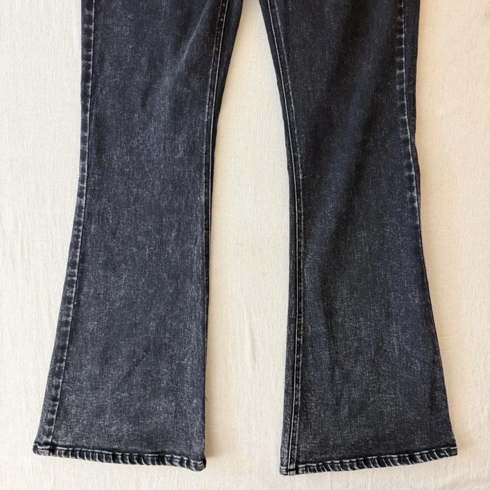 KanCan Amirah Ultra High Rise Flare Jeans 15/31 Black Acid Wash Y2K